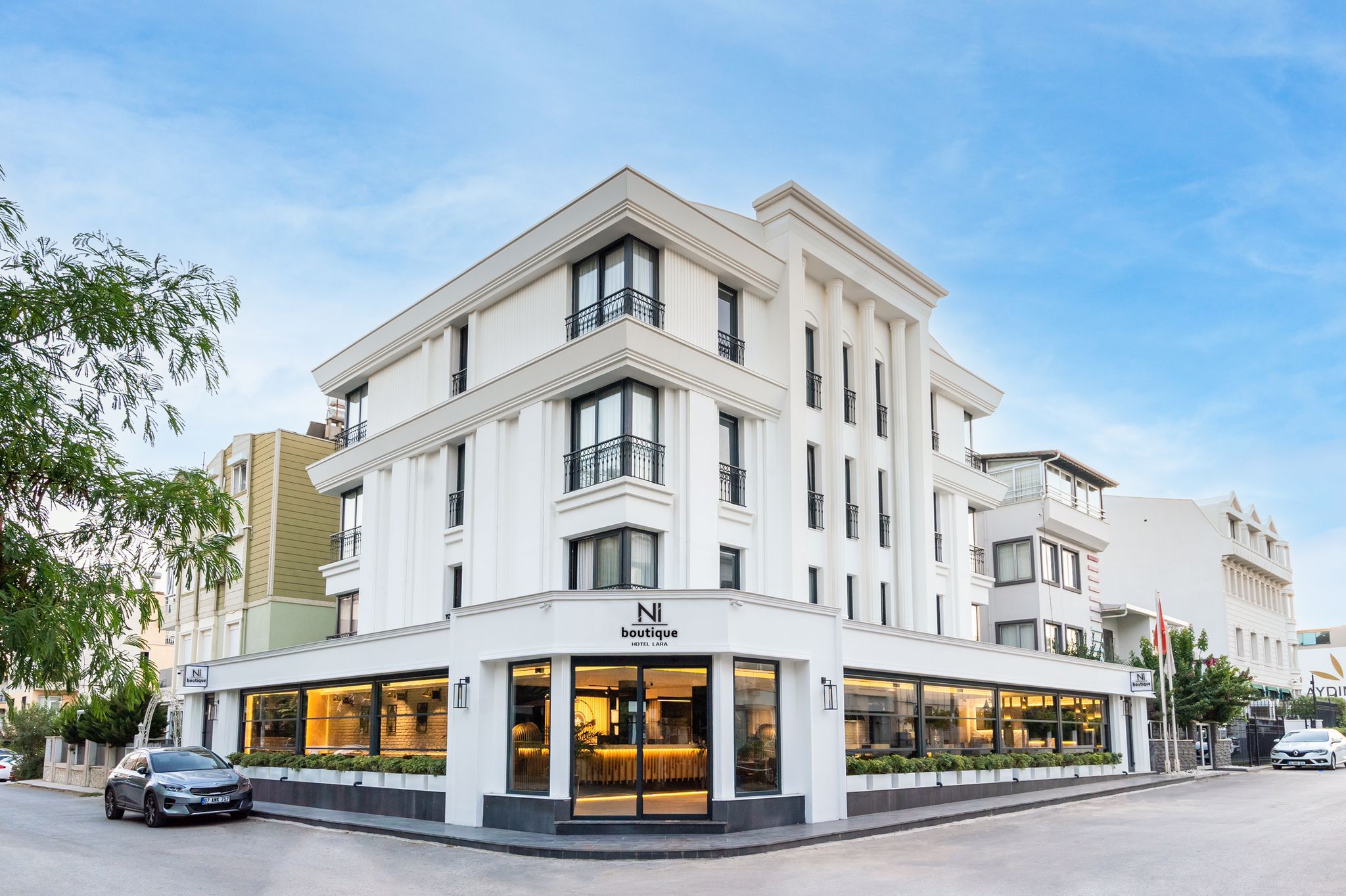 Ni Hotel Lara