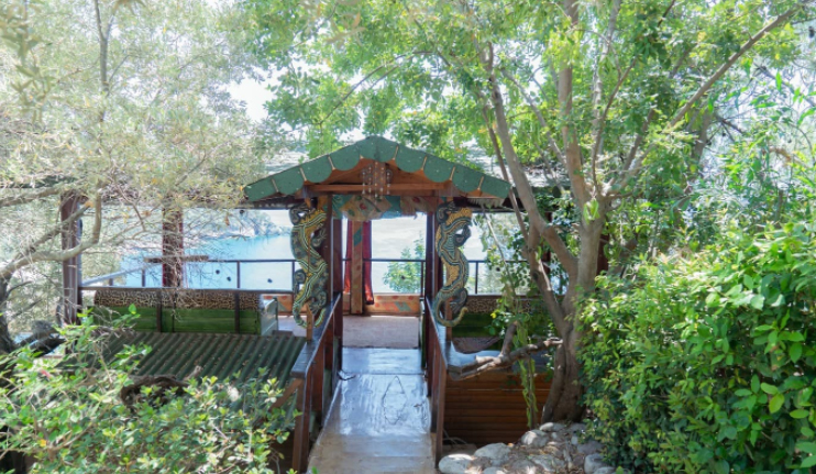 Shambala Lodgee