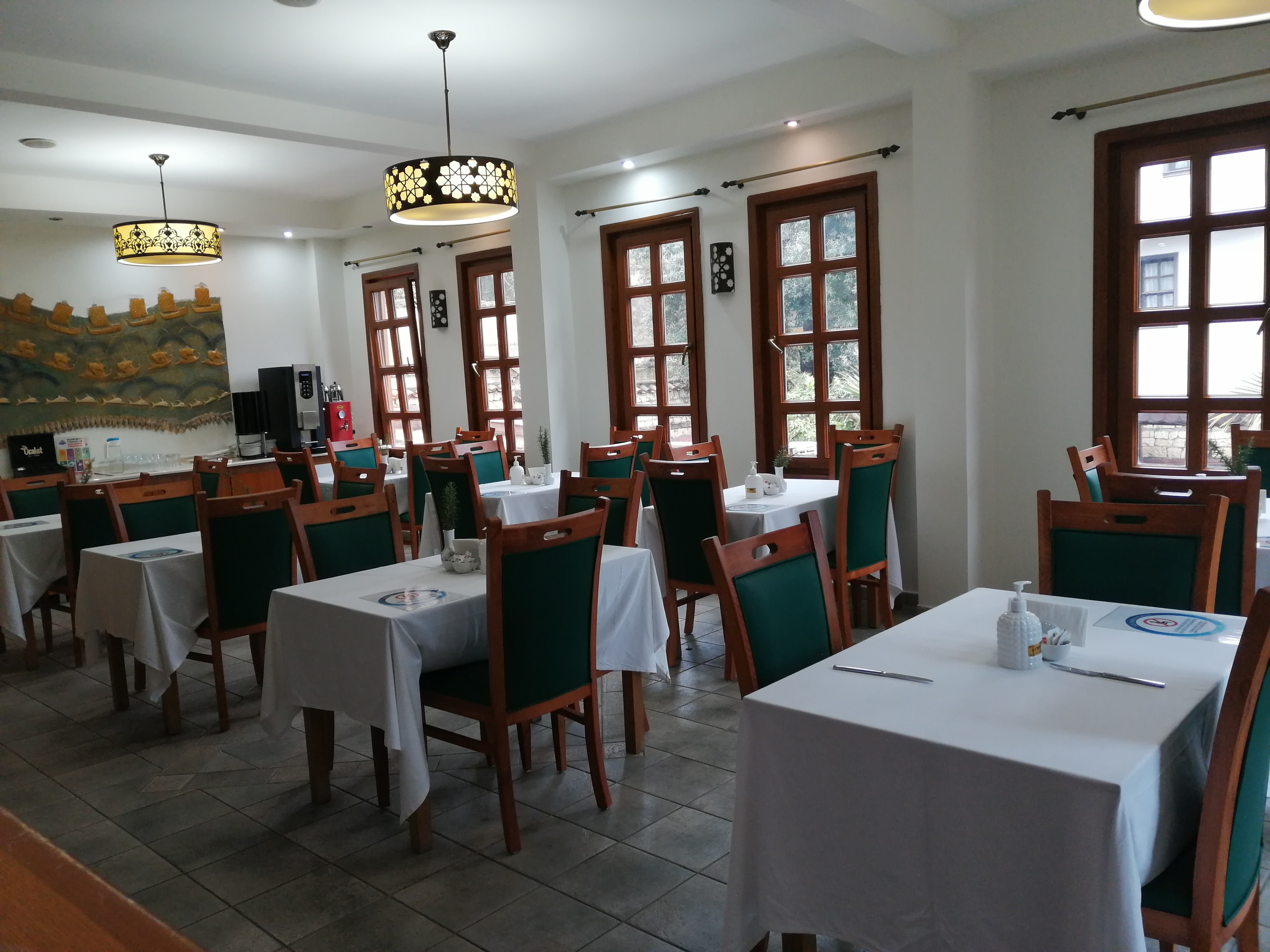 Argos Hotel
