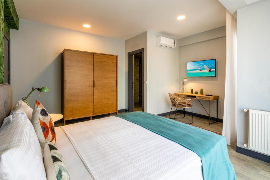 Green Parrot Otel