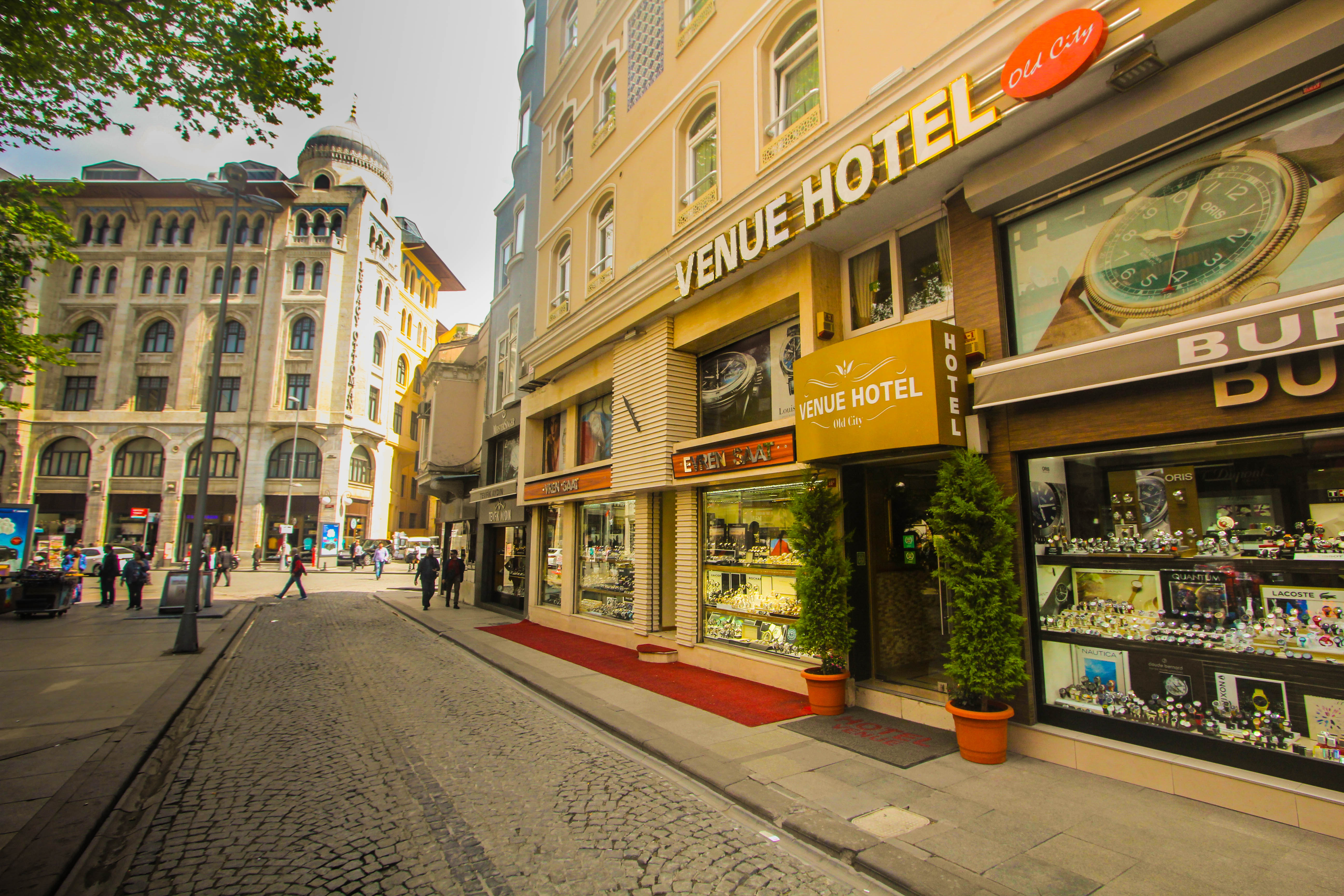 VENUE HOTEL