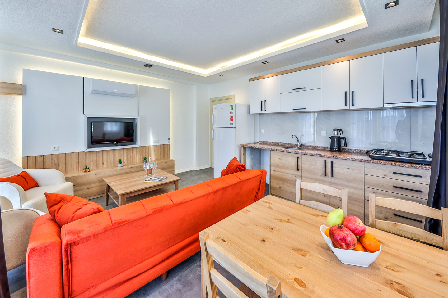 Tuğçe Apart
