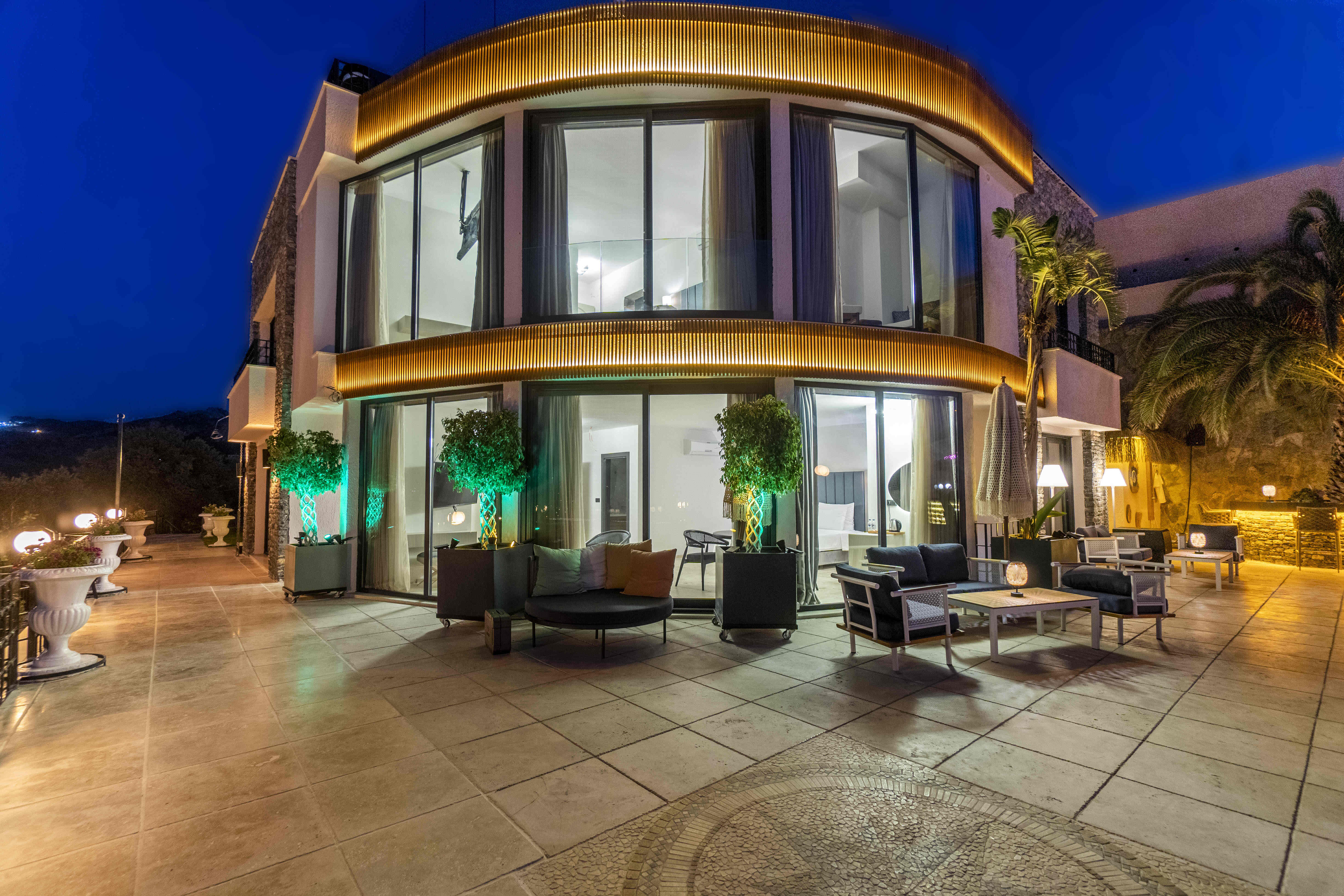 Bombien Hotel