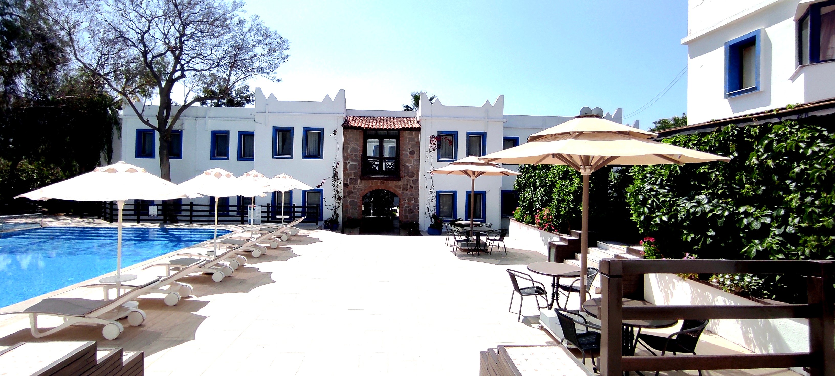 ATRIUM HOTEL