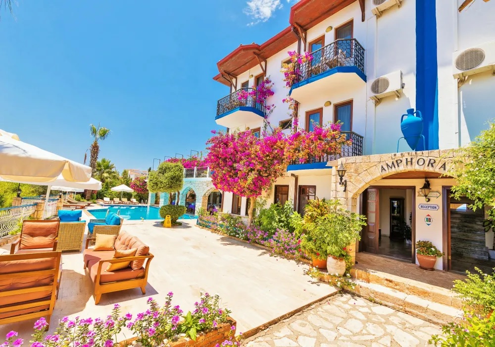Amphora Hotel