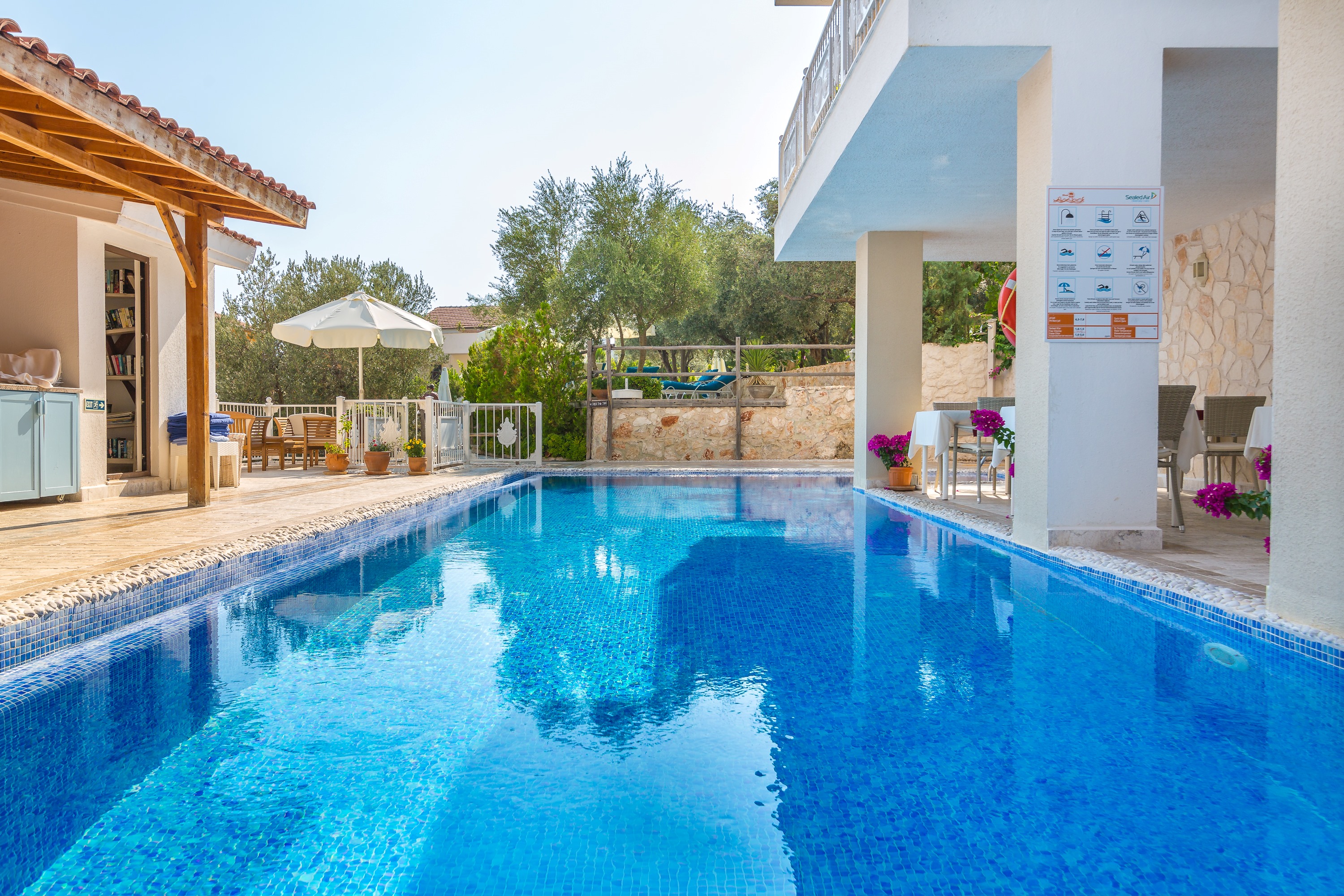 Oasis Hotel & Spa