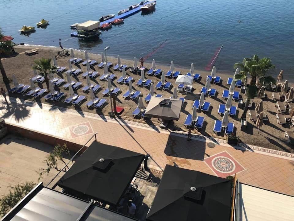 La Beirut Beach Hotel