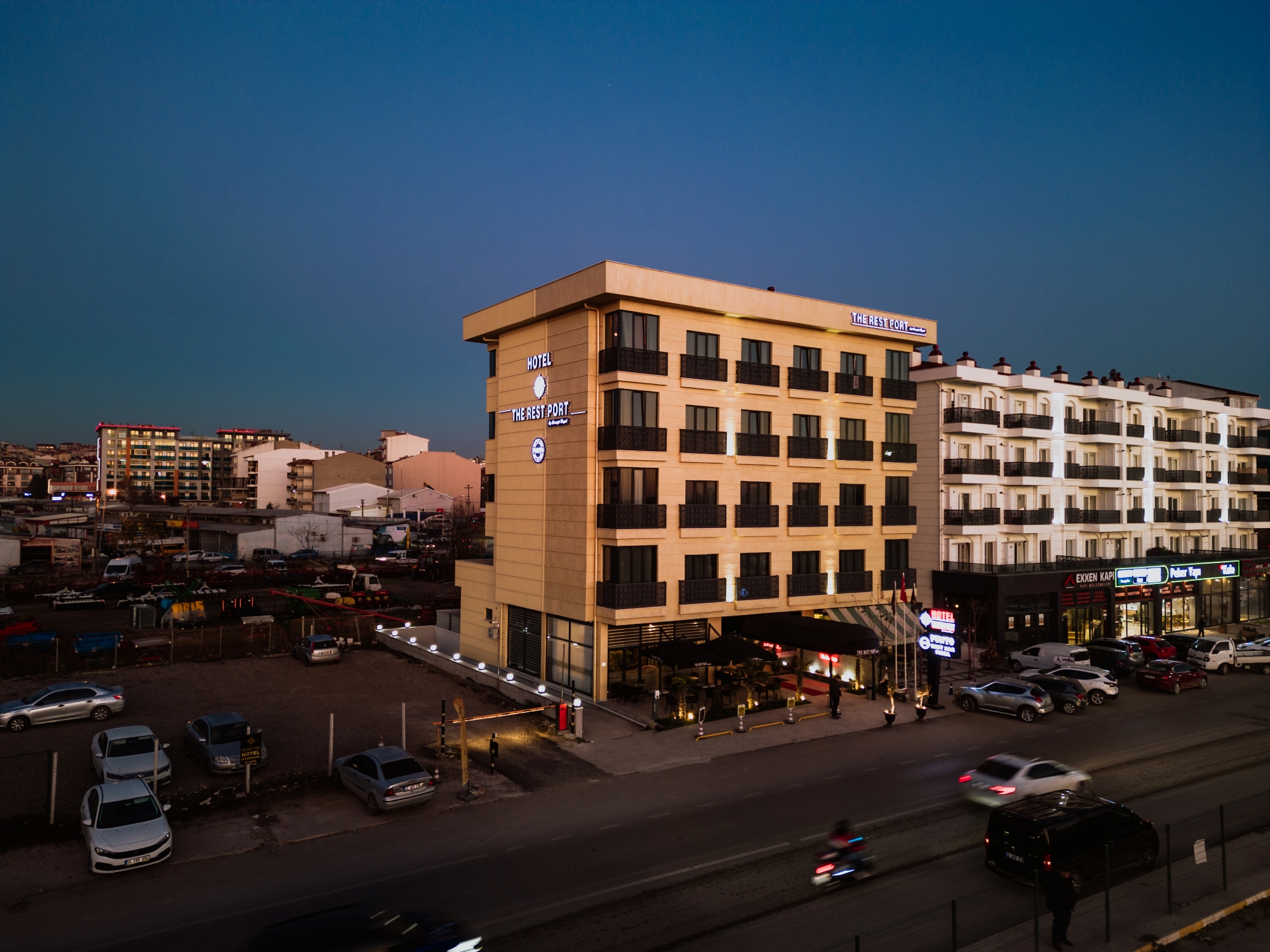 The Rest Port Hotel