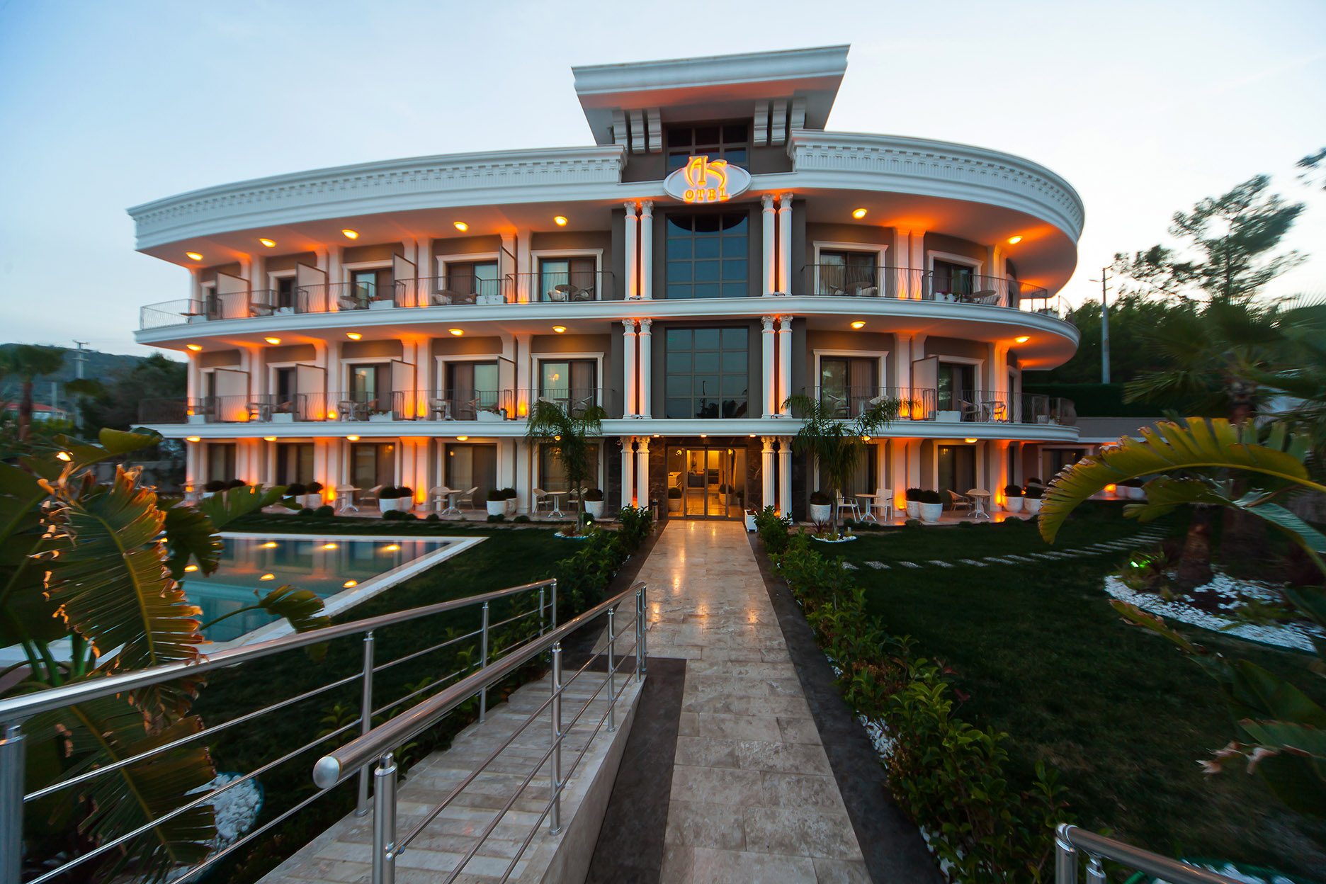 AS HOTEL ÇEŞME