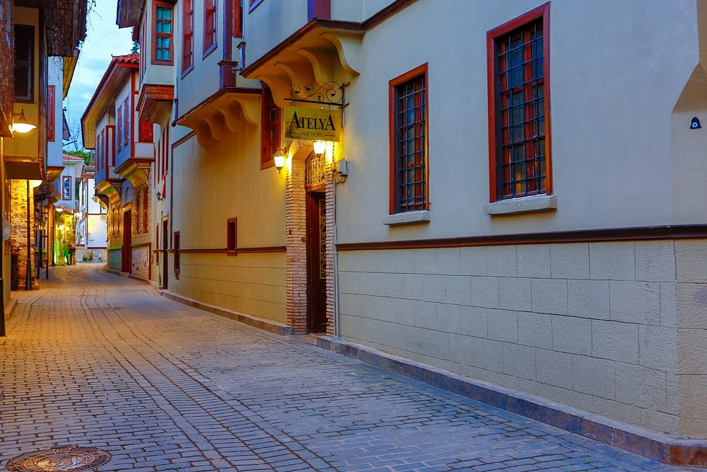 ATELYA ART HOTEL