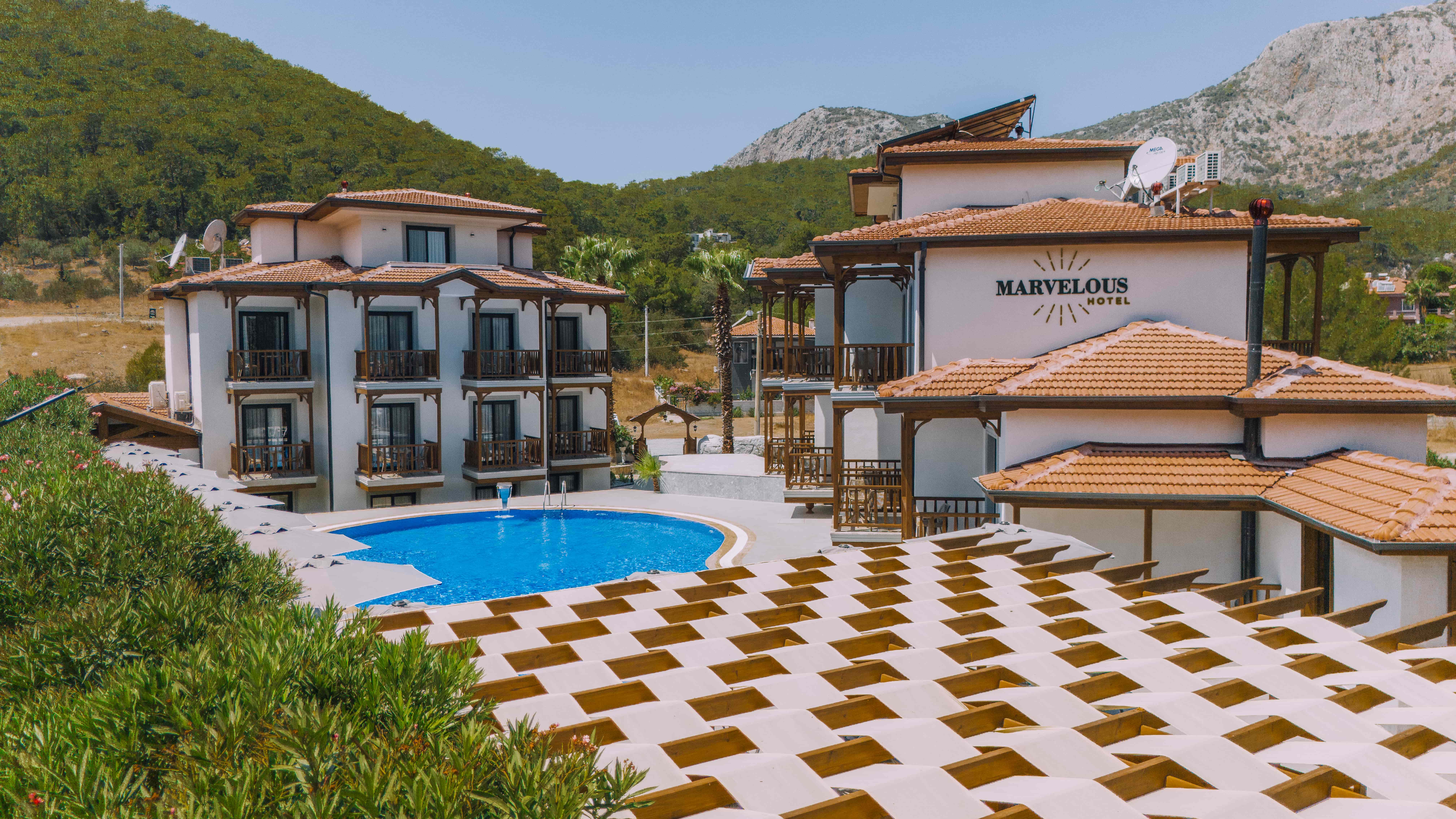 Marvelous Hotel
