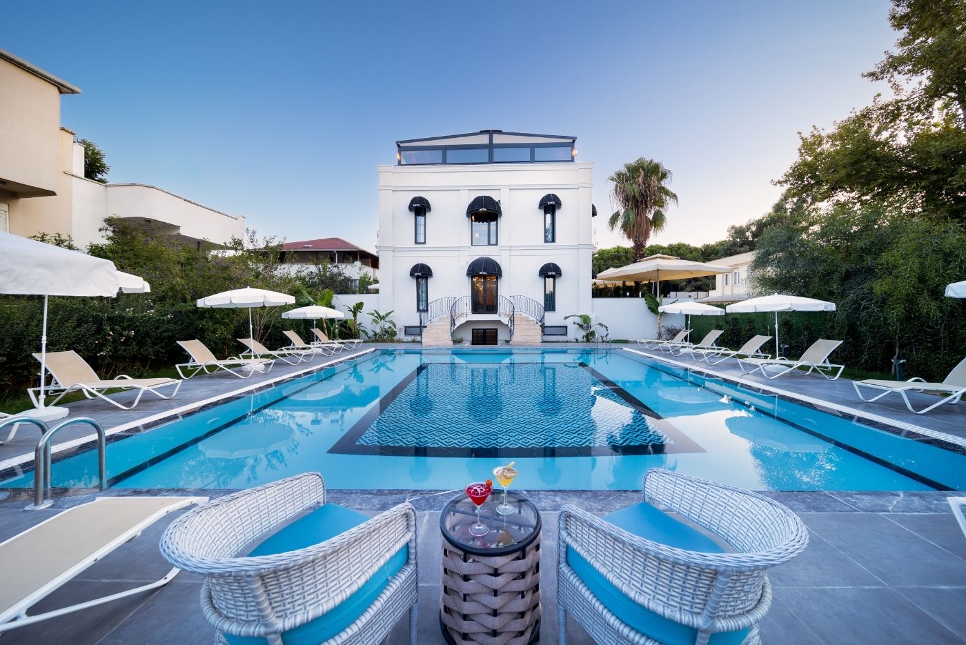 ONYOUR DREAMS HOTEL