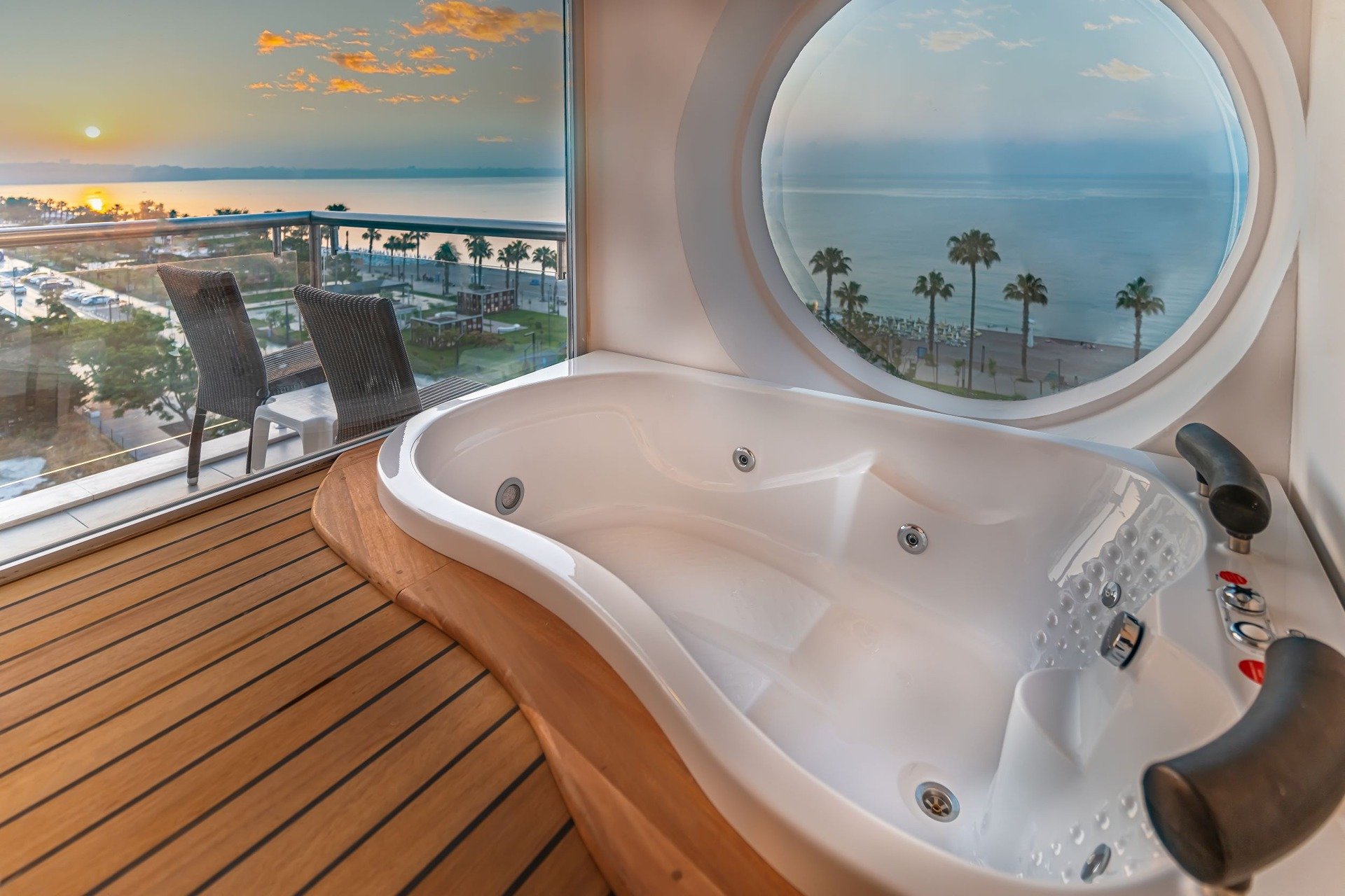 Pearly Hotel