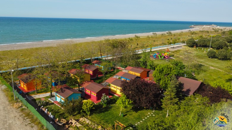 Abana Albatros Bungalow Restorant