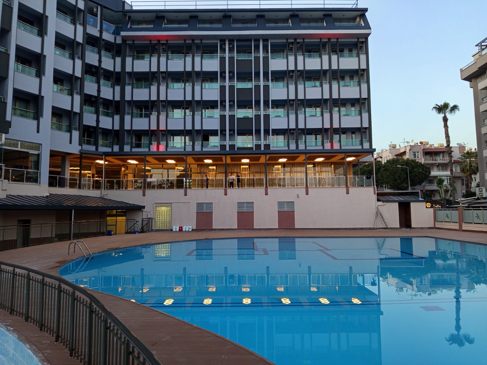 Ananas Otel